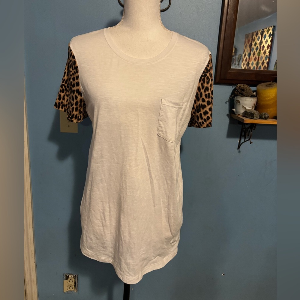 PINK Victoria’s Secret, Casual, White & Leopard Print, T-Shirt